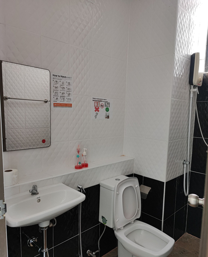 Bathroom 3, Baan der Bruyn, Pattaya
