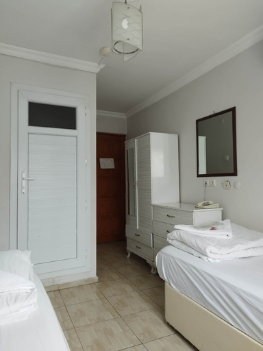 Bedroom 5, Otel Orkun, Konak