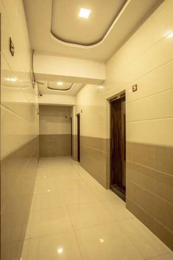 Others 5, Hotel Apsara Near JJ Hospital, Mumbai City