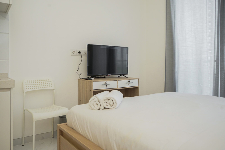 Bedroom 3, Gorgeous and Comfy Studio Sky House BSD Apartment, South Tangerang