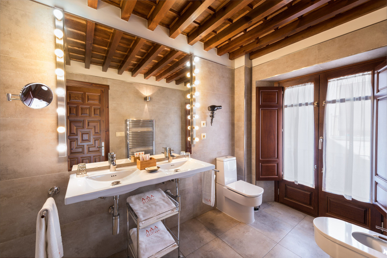 Bathroom 4, Gar Anat Hotel Boutique - Domus Artis., Granada