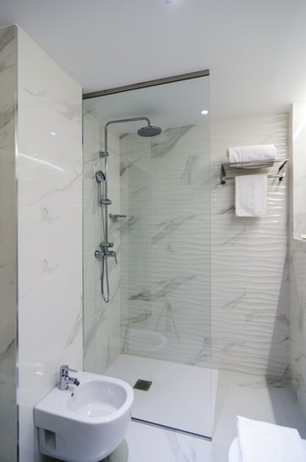 Bathroom 5, Agua de Mar Hotel Boutique, Pontevedra