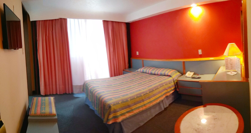 Bedroom 3, Segovia Regency Hotel, Mexico City