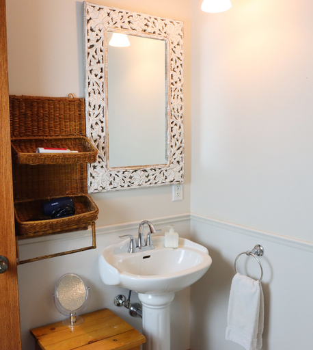 Bathroom 4, La Princesse des Champs, La Côte-de-Beaupré