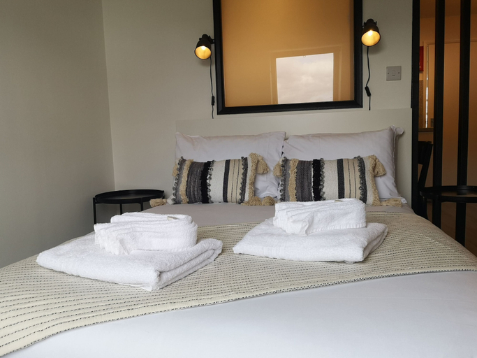 Bedroom 2, Eastcliff Escape Folkestone, Kent