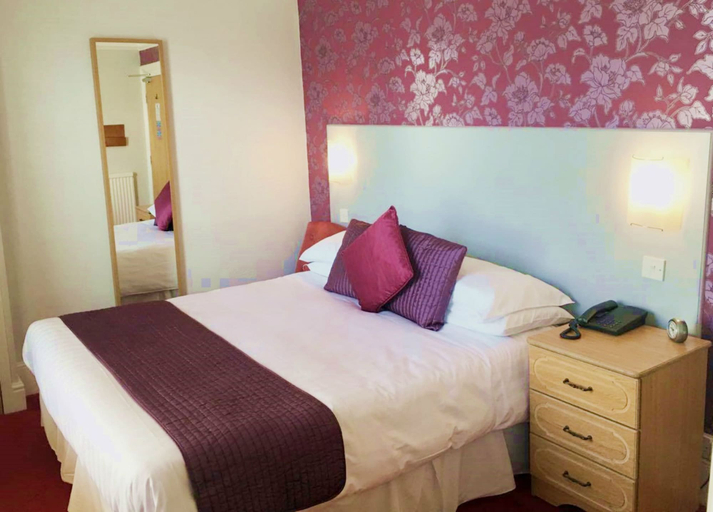 Bedroom 3, Harrow Lodge Hotel, Isle of Wight