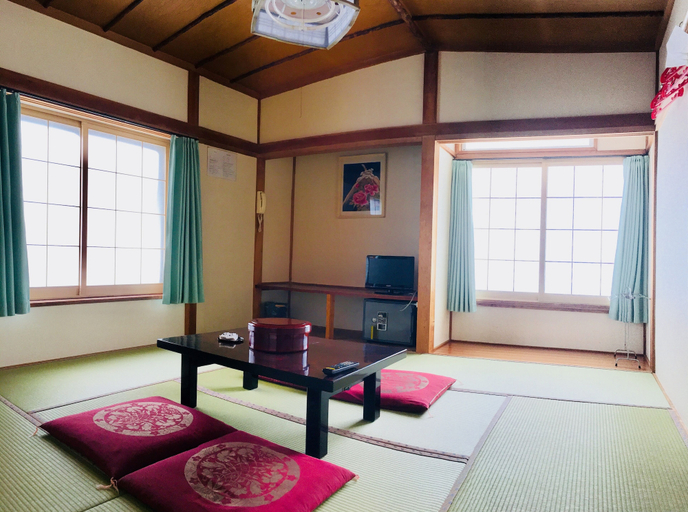 Bedroom 3, Yamakyuso, Otari