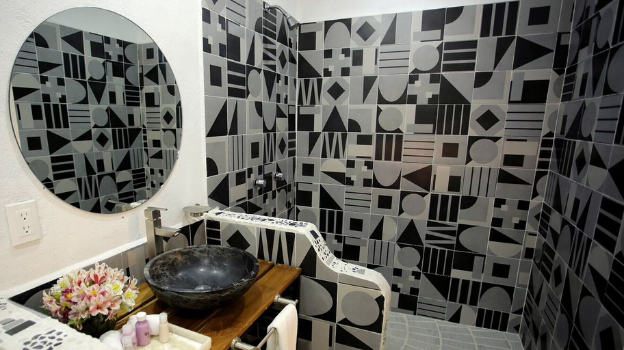 Bathroom 5, Hotel la Casa de Los Arboles, Yecapixtla