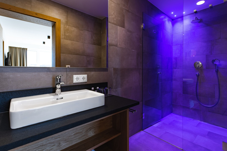 Bathroom 5, Hotel Auszeit, Schwaz