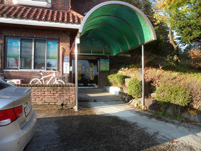 Exterior & Views 2, Gyerim Sanjang Motel, Chuncheon