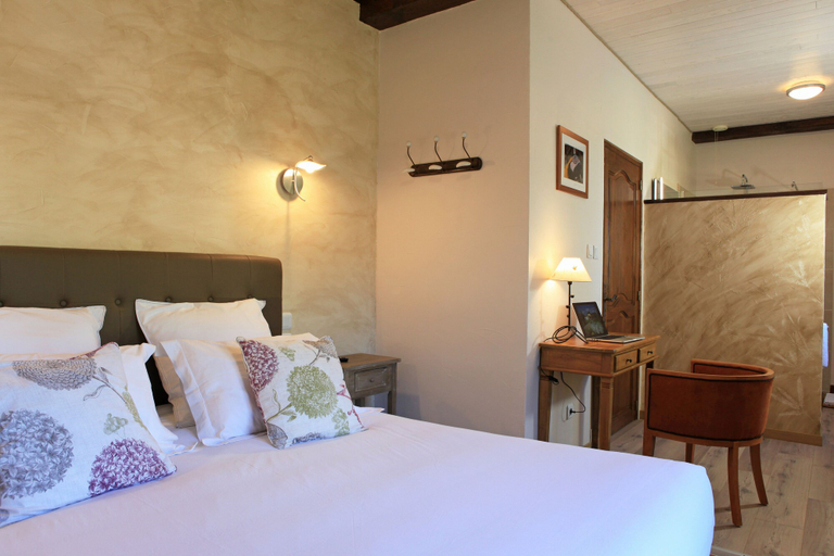 Bedroom 4, Au Pre des Sources, Dordogne