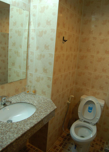 Bathroom 4, Baan Manthana Hotel, Hua Hin