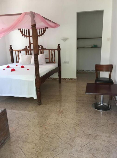 Bedroom 2, White Blue Bungalows, Kaskazini 'A'