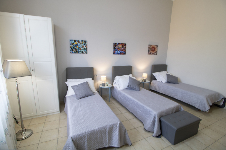 Bedroom 5, Villa Gelsomino Garden, Florence