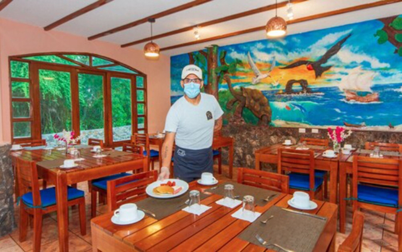 Food & Drinks 4, Grand Hotel Leon Marino Galapagos, Santa Cruz