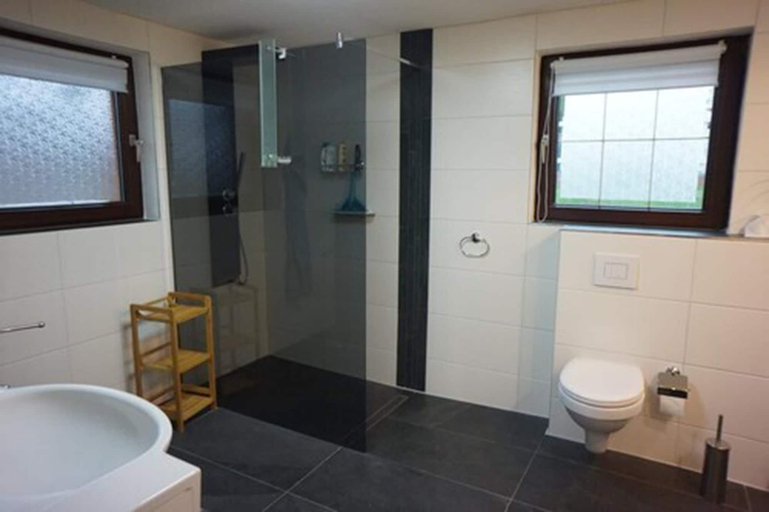 Bathroom 3, Schmidtappartement, Berlin