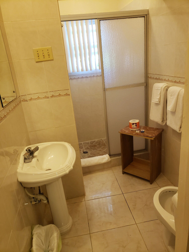 Bathroom 3, Holiday Haven Resort & Banquet Hall