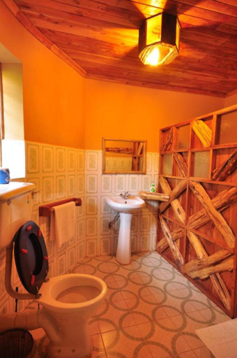 Bathroom, Naiberi Resort, Kesses