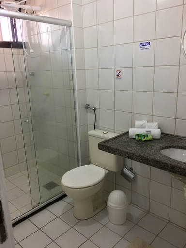 Bathroom 4, Aquaville Resort, Eusébio