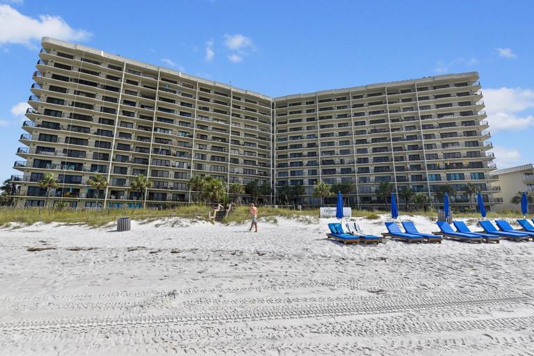 Exterior & Views 2, Commodore Resort by Book That Condo, Bay