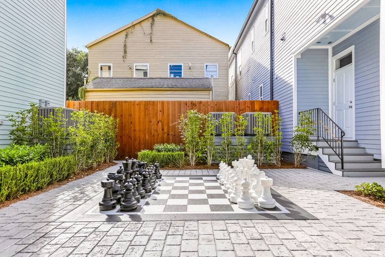 Exterior & Views 2, Modern 3BR Condo With Pool, Orleans