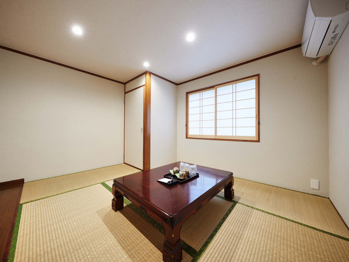 Bedroom 4, Enagic Hotel Yamaichi, Naha