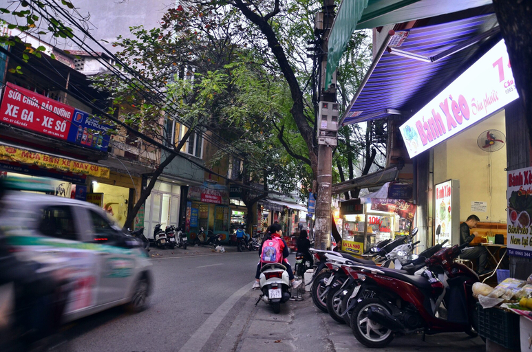 Others 4, Bee House near Hanoi Opera House, Hoàn Kiếm