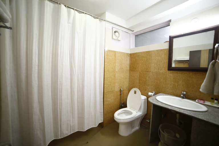 Bathroom 5, Hotel Sikkim Tourist Centre, West Sikkim