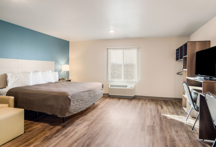 Bedroom 4, WoodSpring Suites Thornton-North Denver, Adams
