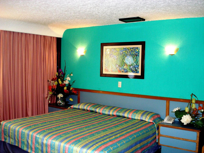 Bedroom 3, Segovia Regency Hotel, Mexico City