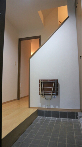 Others 5, Sadie's Home, Kawasaki