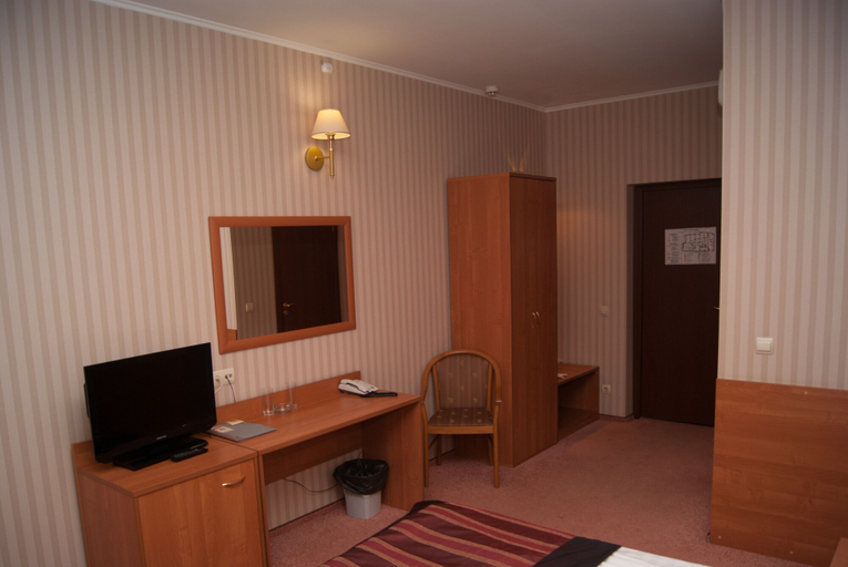 Bedroom 2, Bogemia Business Hotel, Saratovskiy rayon
