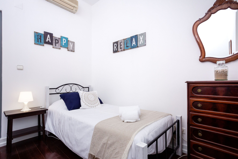 Bedroom 3, Kais Do Sol - Hostel, Seixal