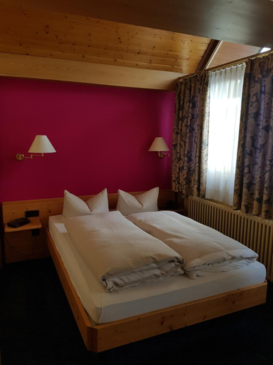 Bedroom 4, Hotel Bräutigams Weinstuben, Breisgau-Hochschwarzwald