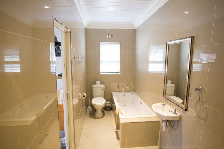 Bathroom, Namaqua Lodge, West Coast