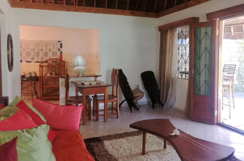 Others 4, Cooke Villa, Kilifi South