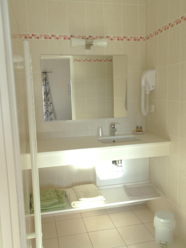 Bathroom, Domaine de la Guignardiere, Loir-et-Cher