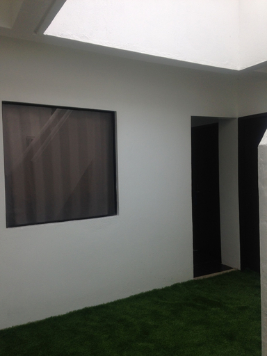 Others 5, Lola's Lodge, Malay