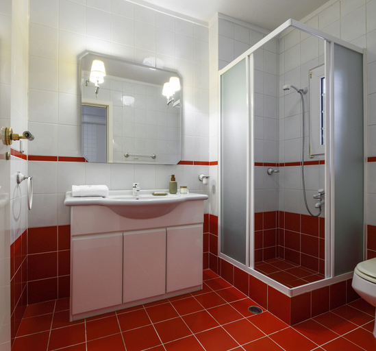 Bathroom 3, Olvios Villa at Melissochori, Central Macedonia