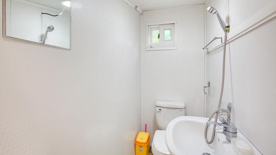 Bathroom, Gapyeong Good Morning House Pension, Gapyeong