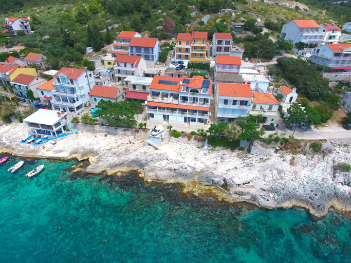 Exterior & Views 2, Apartments Mario Tudor, Hvar
