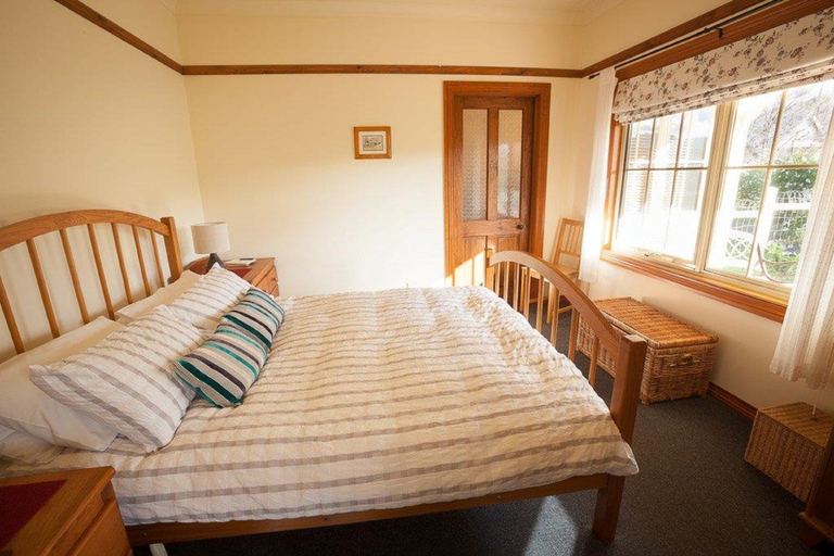 Bedroom 2, Margate Cottage Boutique Bed & Breakfast, Kingborough