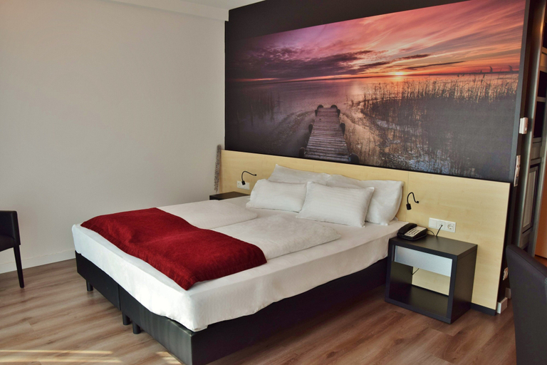 Bedroom 2, Pannonia Tower Hotel Parndorf, Neusiedl am See