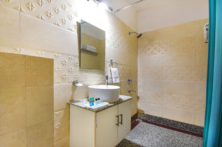 Bathroom 4, Fabhotel Comfort 35, Chandigarh
