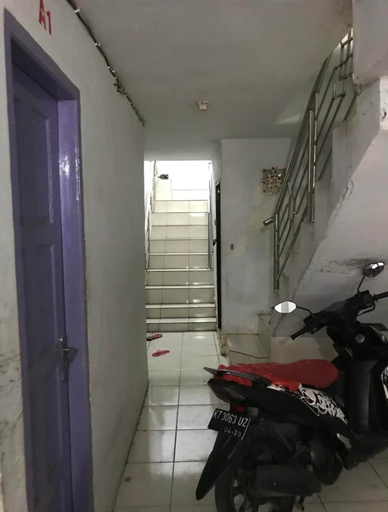 Others, Kost Aka, Makassar