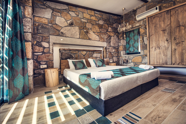 Bedroom 3, Keros Blue, North Aegean