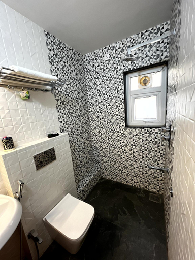 Bathroom 3, Heritage Residency - Royal Camping Club, Panhala, Kolhapur