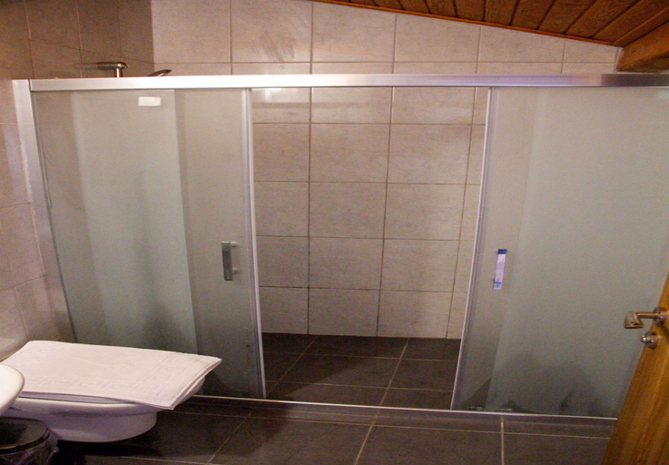 Bathroom 5, Limon Otel (Pansiyon 2), Ula