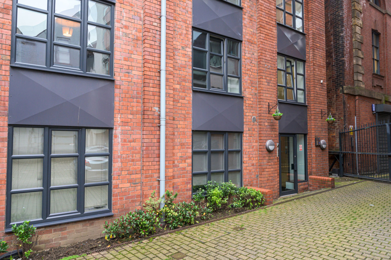 Exterior & Views 2, The Bookbinders Residence Leeds City Centre, Leeds