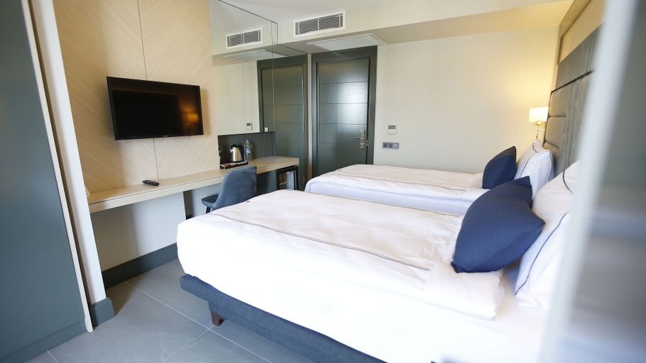 Bedroom 3, Turkay Hotel, Antalya
